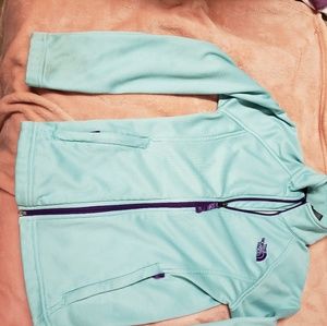 The Northface girls jacket, sm spot on sleeve